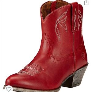 Ariat Women’s Darlin Work Boot